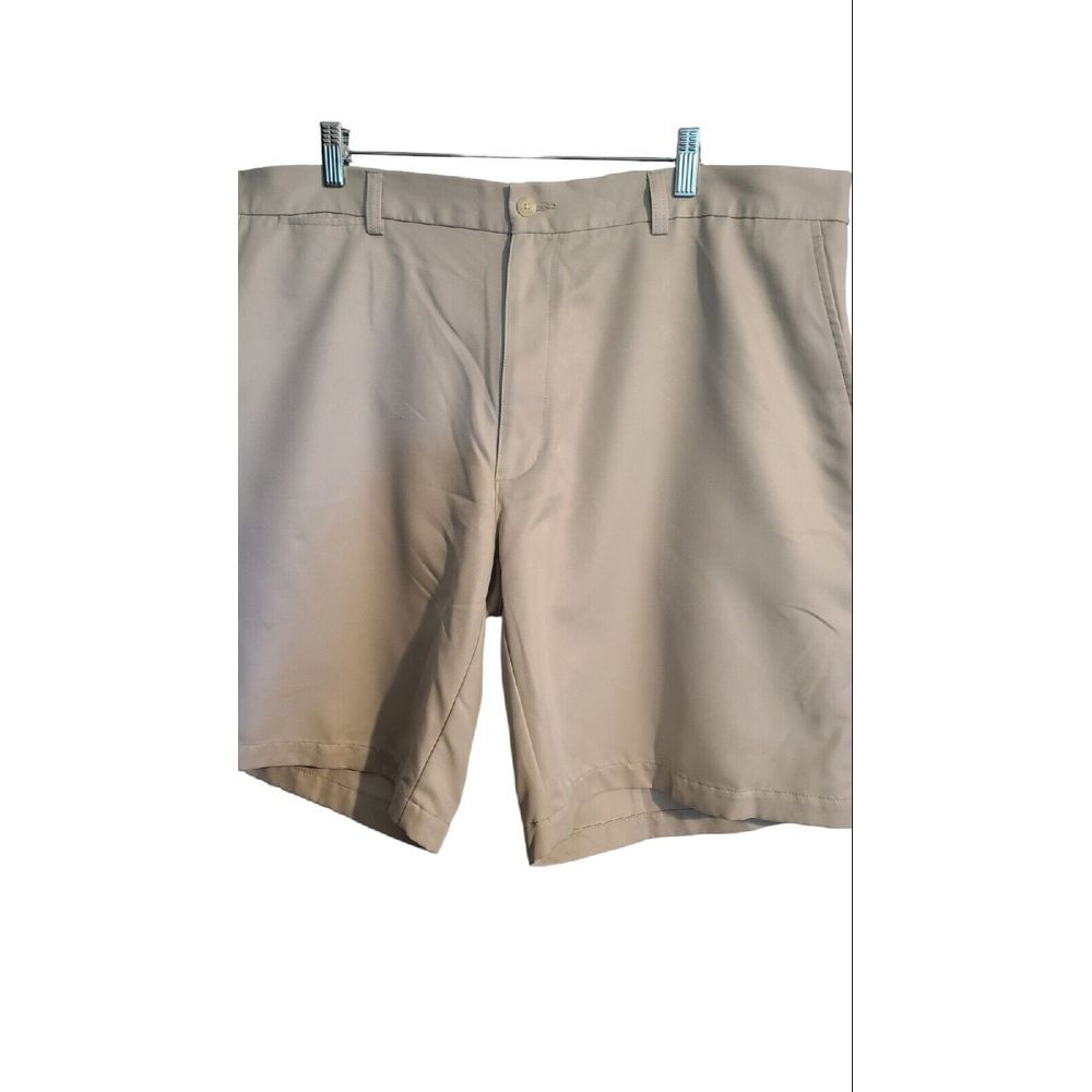 PGA Tour‎ mens Beige Golf Shorts Size 42 Lightweight 10" inseam Flat Front